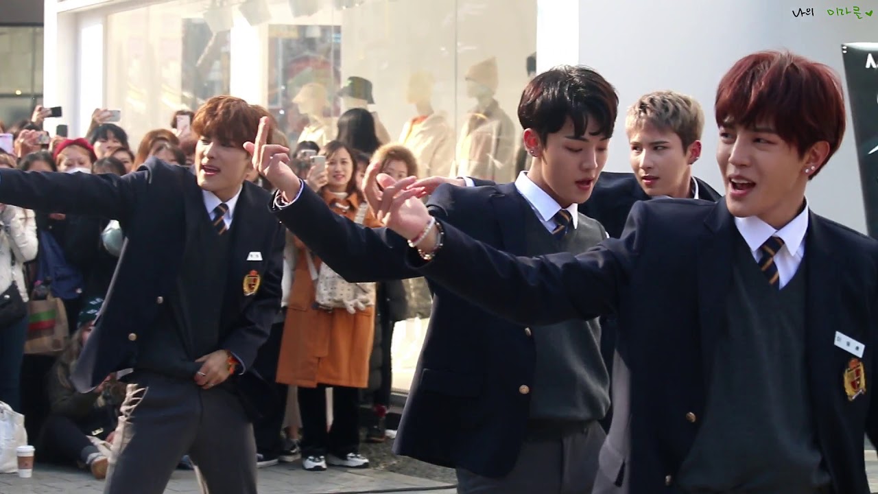 [찬 직캠] A.C.E (에이스)- UNDERCOVER+INTRO -Chan Fancam @200104 Hongdae Busking 홍대 버스킹