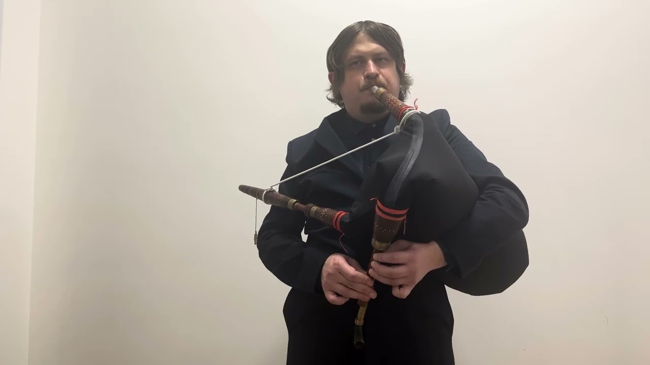 Chorea Kozacka / Козацький танець (1640) - українська гуцульська дуда / Ukrainian bagpipe