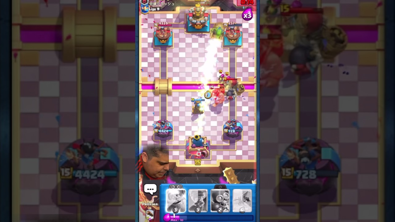 HERE THE FATHER PLAYS! #shorts #artube #clashroyale