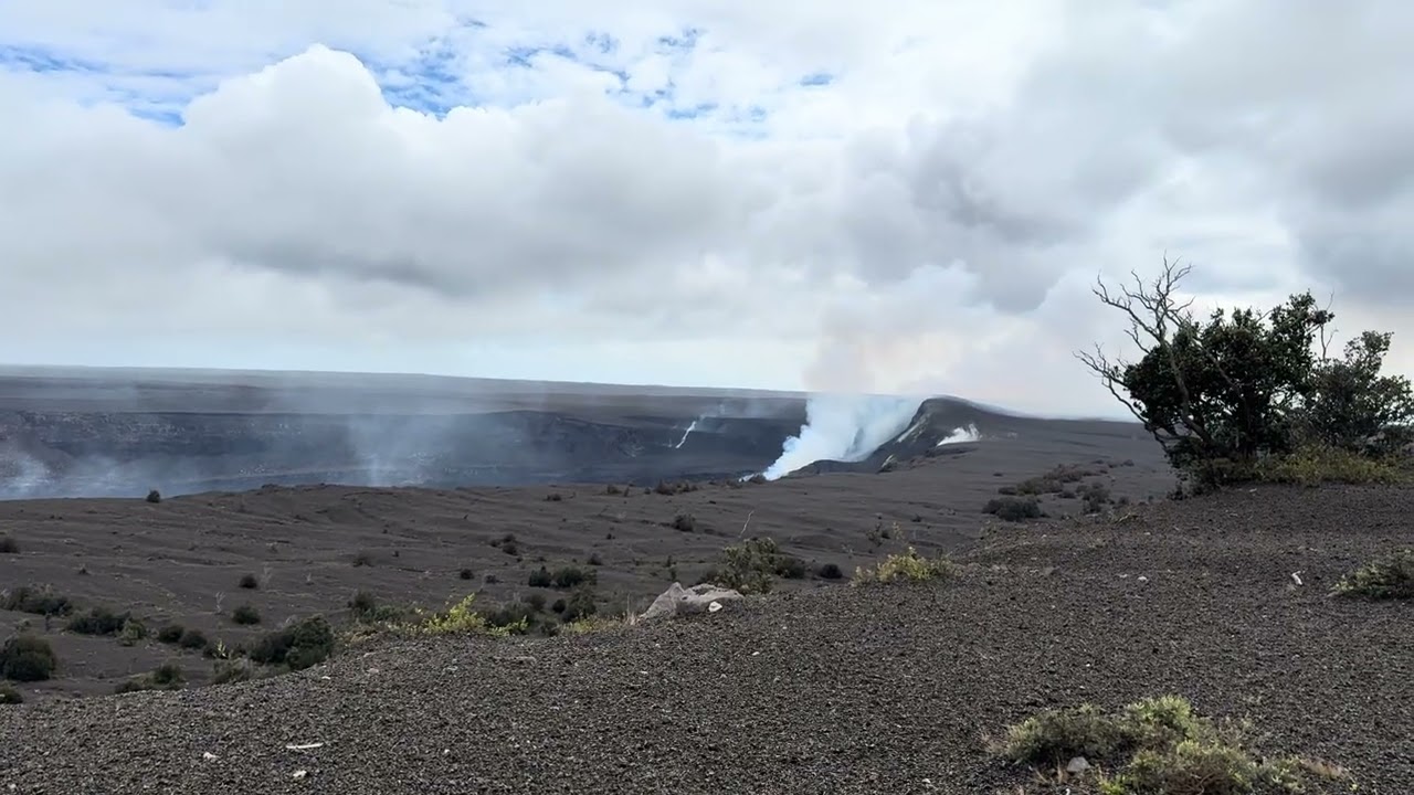 CALDERA VOLCAN KILAUEA