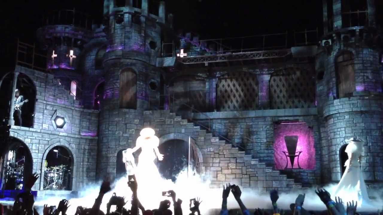 Bloody Mary - BTWBall LA - Monster Pit - 1/20/13 Lady Gaga-HD