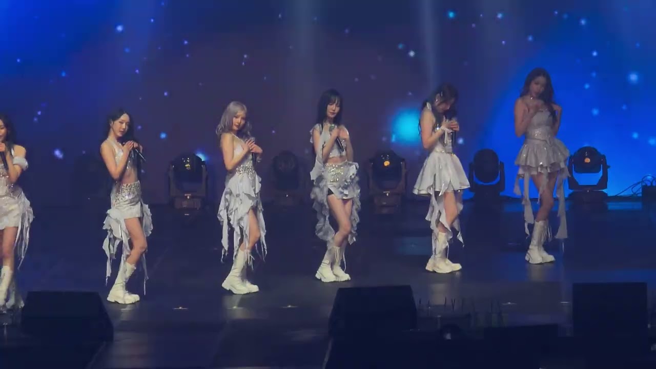 250119 GFRIEND 10th Anniversary Concert 'Season of Memories' in Seoul Day 3