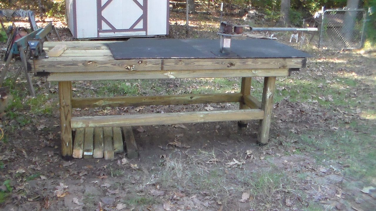 Heavy Heavy Duty Outdoor Work Table
