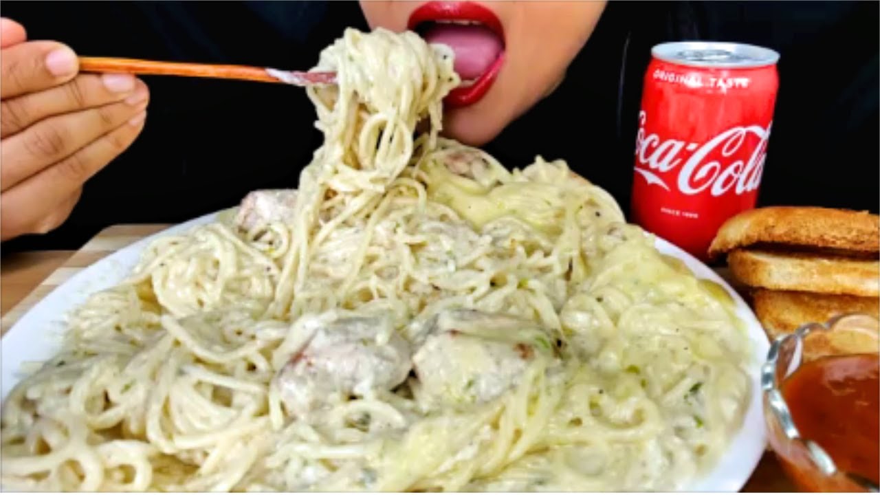 ASMR:VERY CREAMY CHICKEN ALFREDO PASTA Mukbang 먹방 *No Talking* Spiceasmr