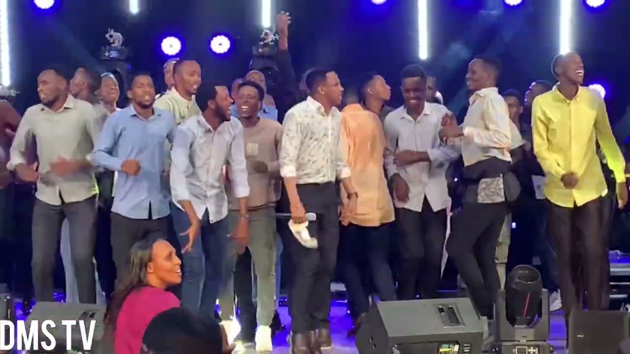 FRANK MUMUKUNGA WACURANZWE NA AIMABLE AHARIRIMBIYE INDIRIMBO NZIZA/ WALIDUMU KWA MAOMBI WARUMUNEZERO