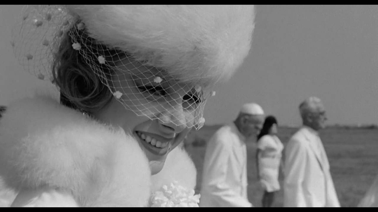 Fellini 8 &frac12; (Otto e mezzo) New Trailer