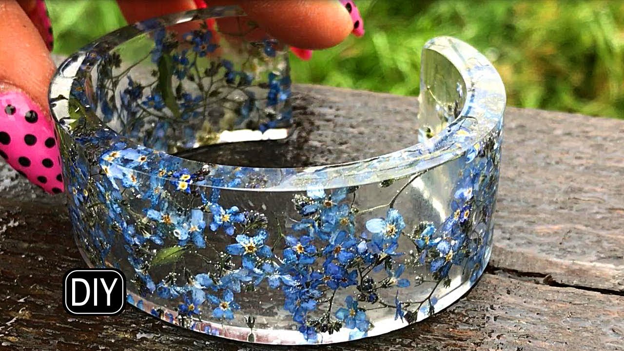 БРАСЛЕТ С НЕЗАБУДКАМИ и эпоксидной смолой.