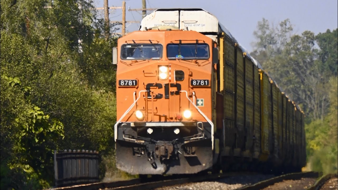 Northbrook Railfanning! (Ft. CP8781) 10.6.24