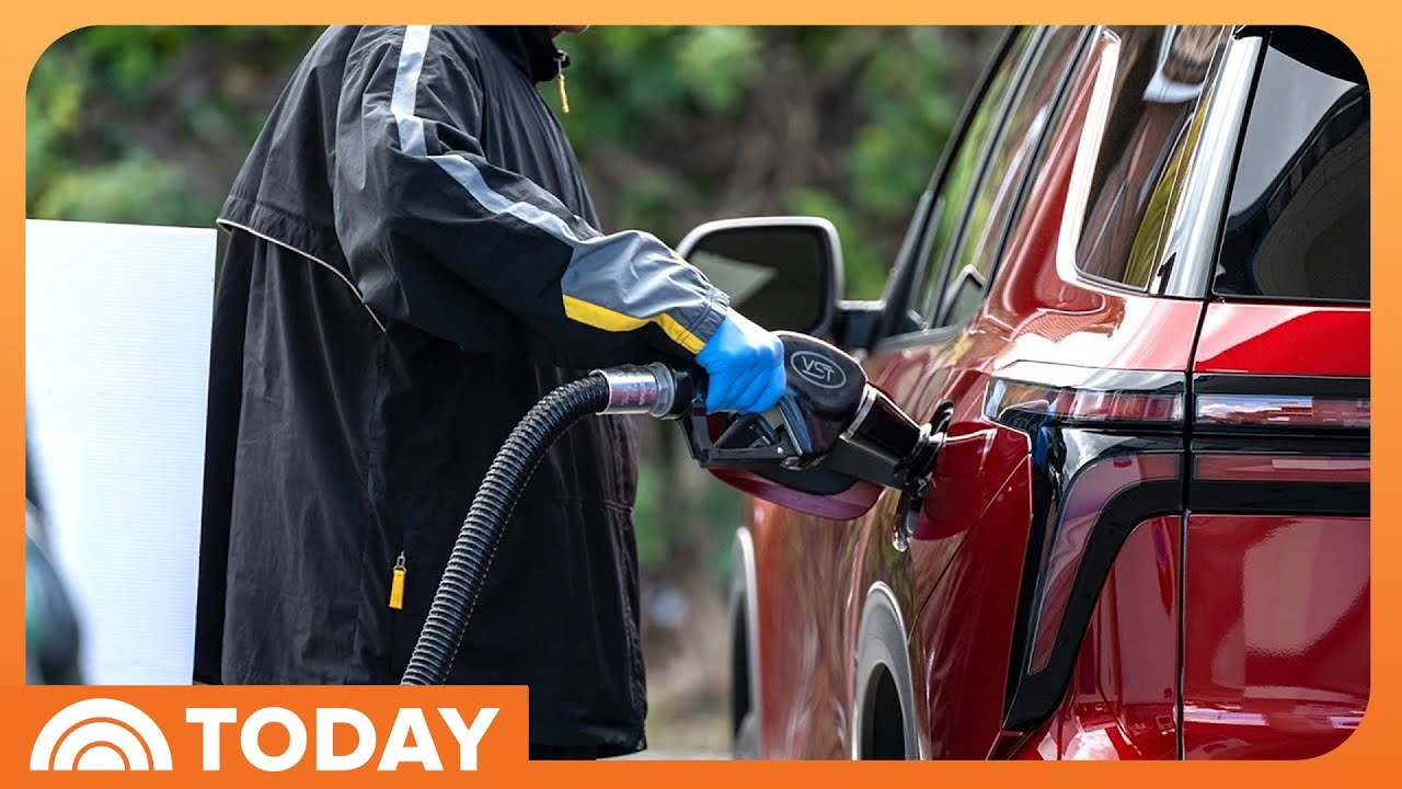 US Gas Prices Jump 33 Cents in 1 Week Since Start of War in Iran