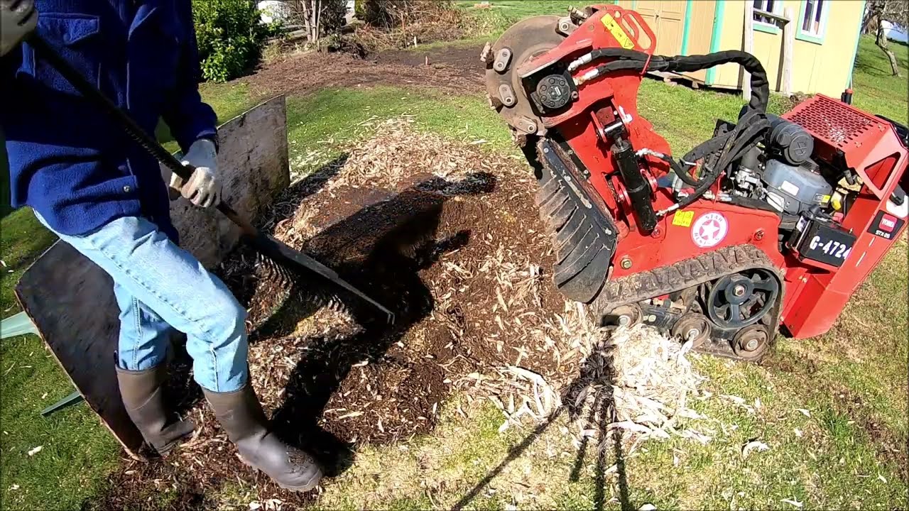 Stump Grinding With A Toro STX-26