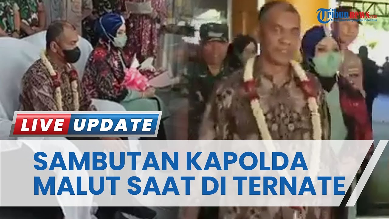 Kapolda Maluku Utara dan Istri Tiba di Bandara Sultan Baabullah Ternate, Disambut Prosesi Joko Kaha