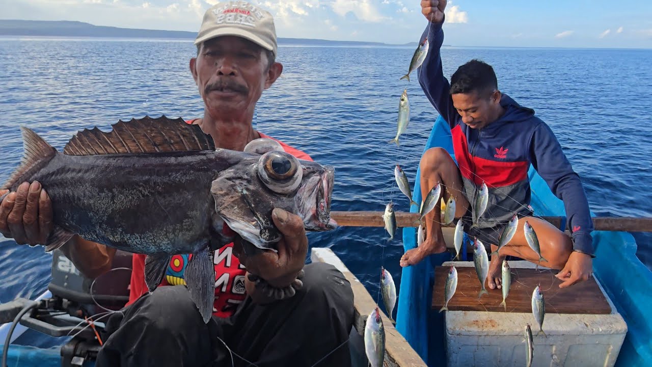 PULUHAN EKOR IKAN SEKALI TARIK, MANCING DI LAUT DALAM|| MAKAN DI PANTAI BERSAMA SUSCRIBER DARI BOGOR