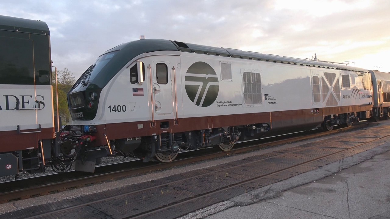 2017-05-10 Amtrak 8 with Siemens Cascade Locos