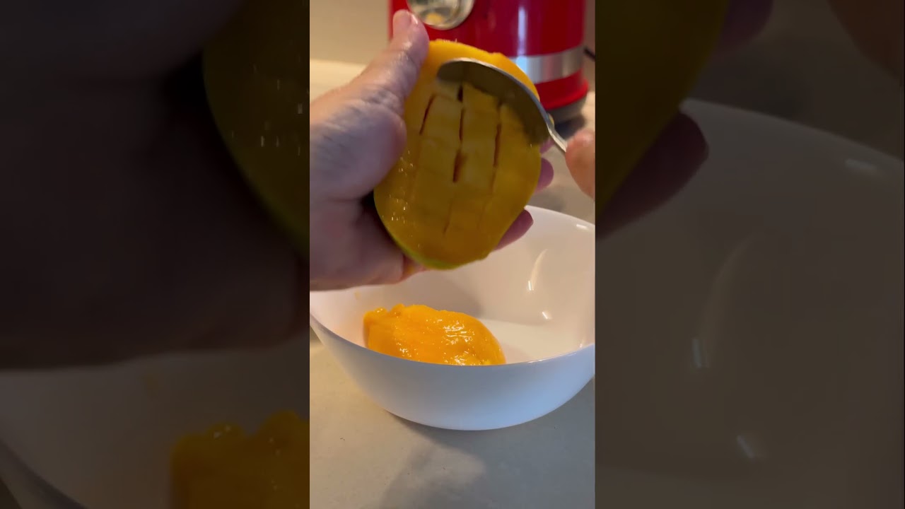 99% people didn&rsquo;t know this was so easy #mango #kraftedkitchen  #shorts