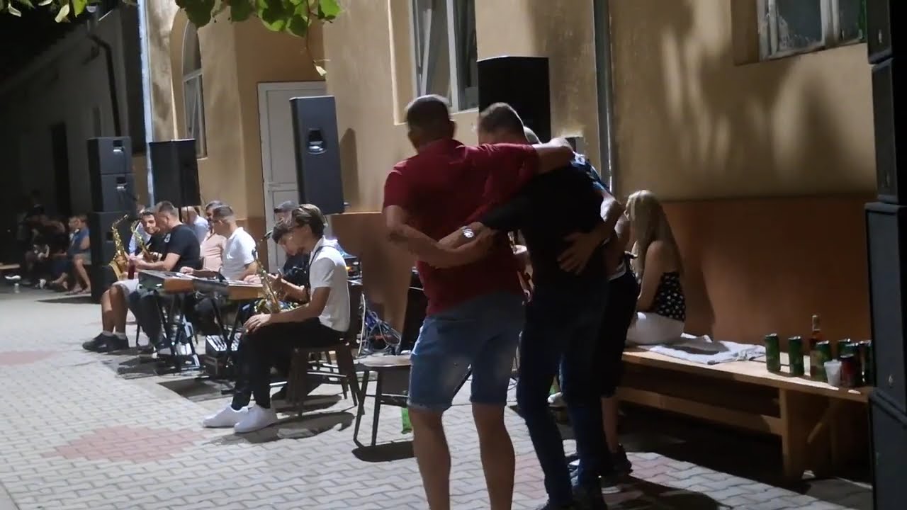 Camelia Ceocu & Formația Mihai Ceocu