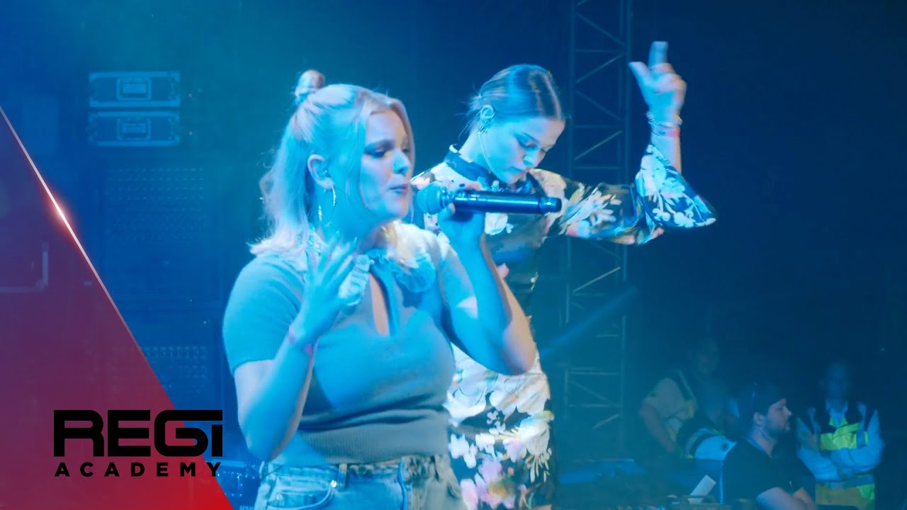 Amber & Pauline - 'Duizend Sterren' | Regi Academy | VTM 2