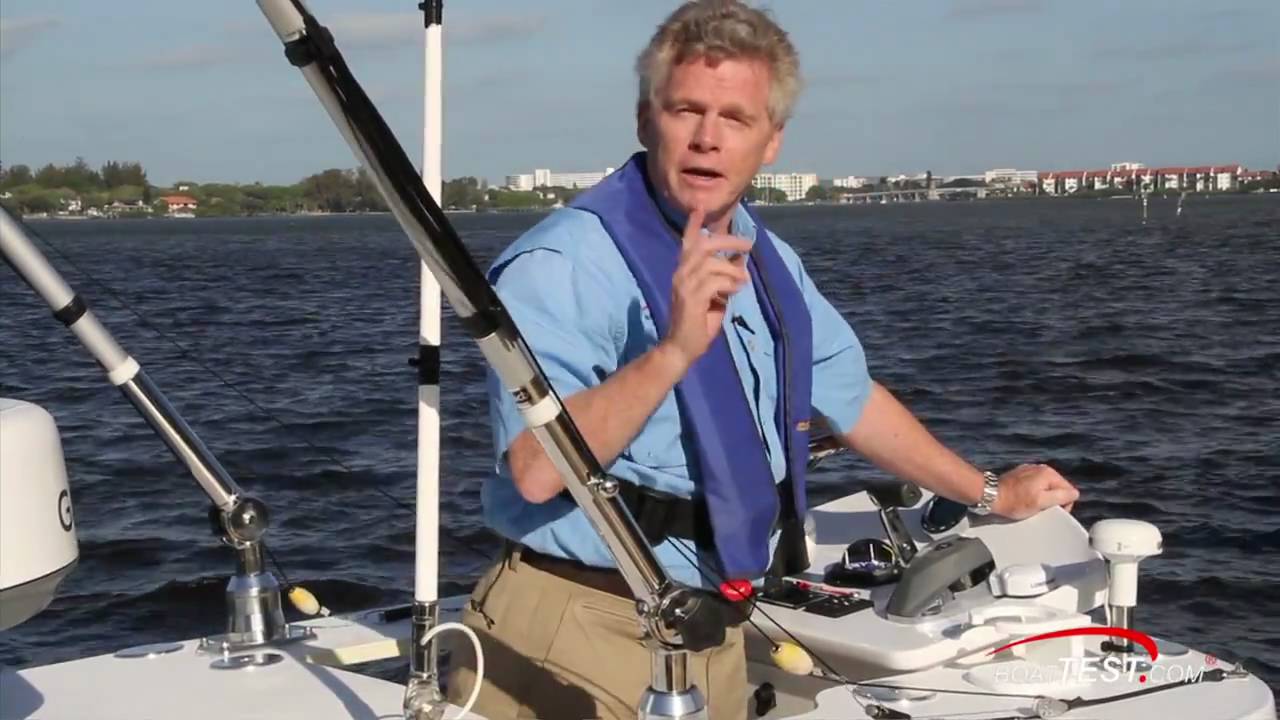 Обзор электронной системы управления Evinrude ICON ICOMMAND &mdash; от BoatTEST.com