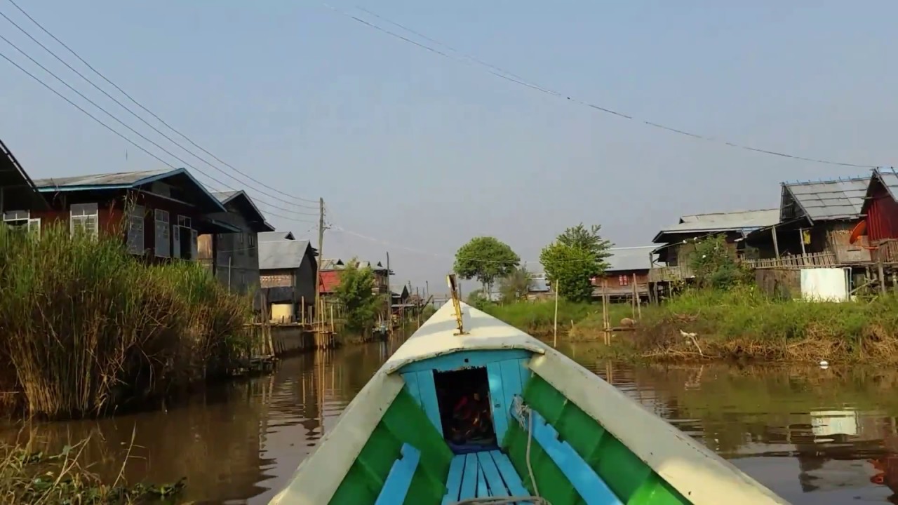 Mit dem Langboot zu den Handwerkern am Inle-See in Myanmar