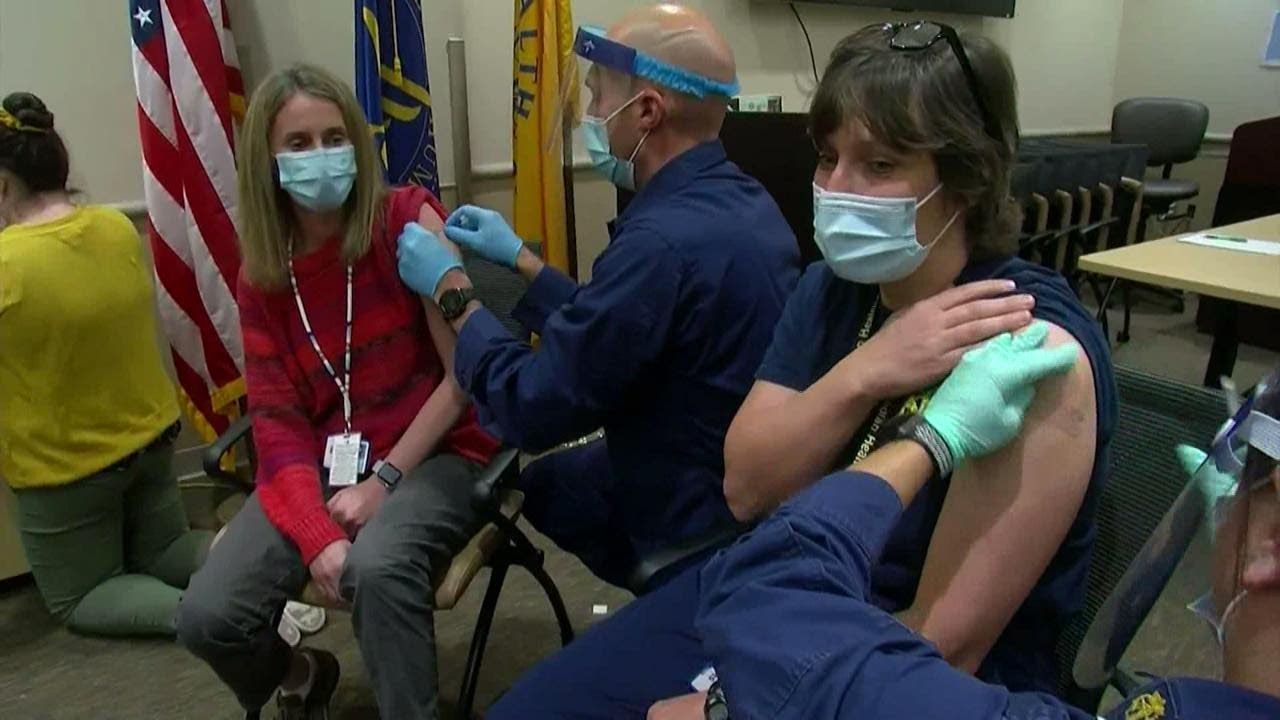 Masks optional: Houstonians explain why they still wear masks even though they're vaccinated