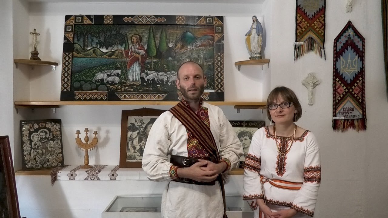 Виставка давніх ікон, присвячена хрещенню України -Руси у Надвірній