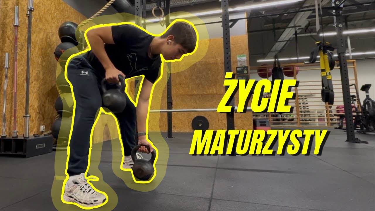 Życie w klasie maturalnej — trening, nauka i chwile resetu.