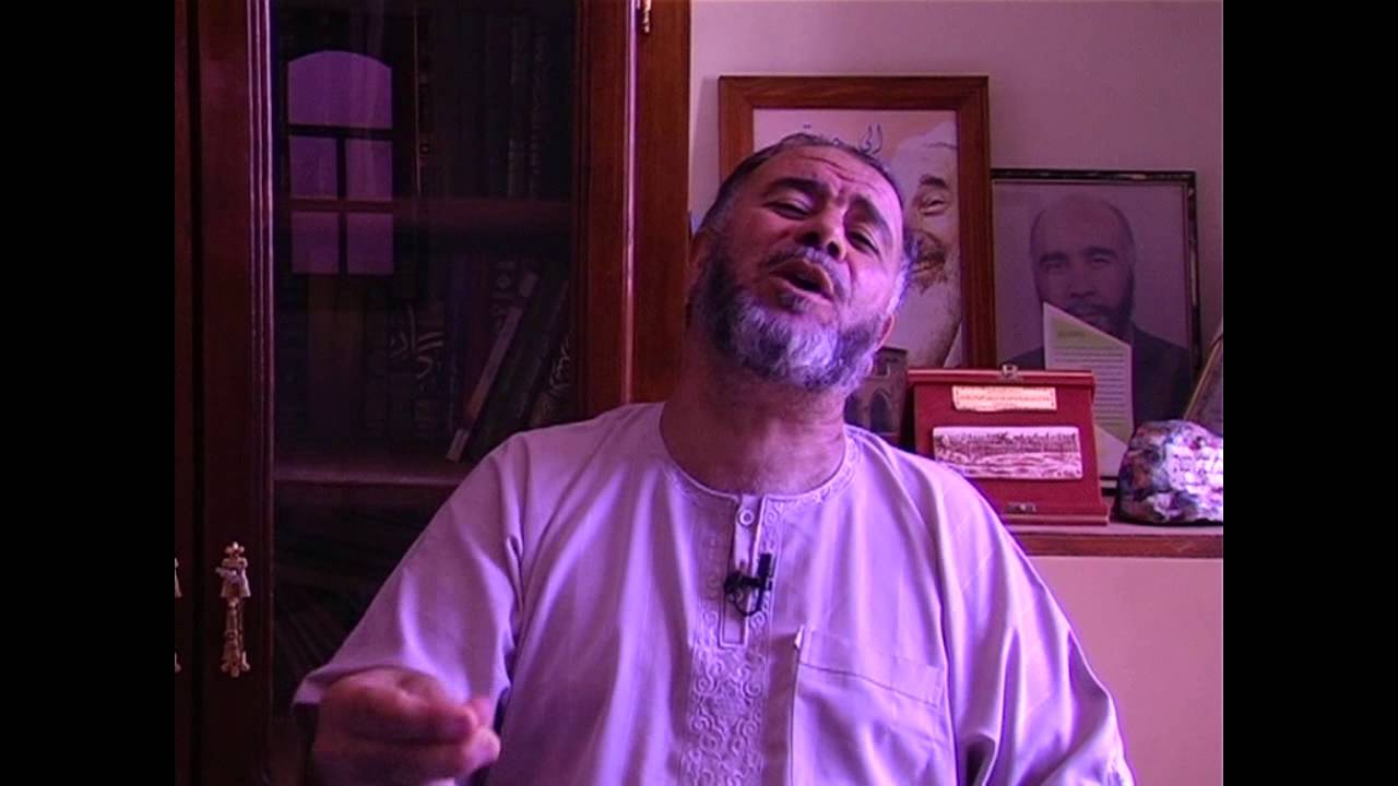 هل ذهاب البنت لوحدها مع سائق الاجرة لا تسمى خلوة ؟
