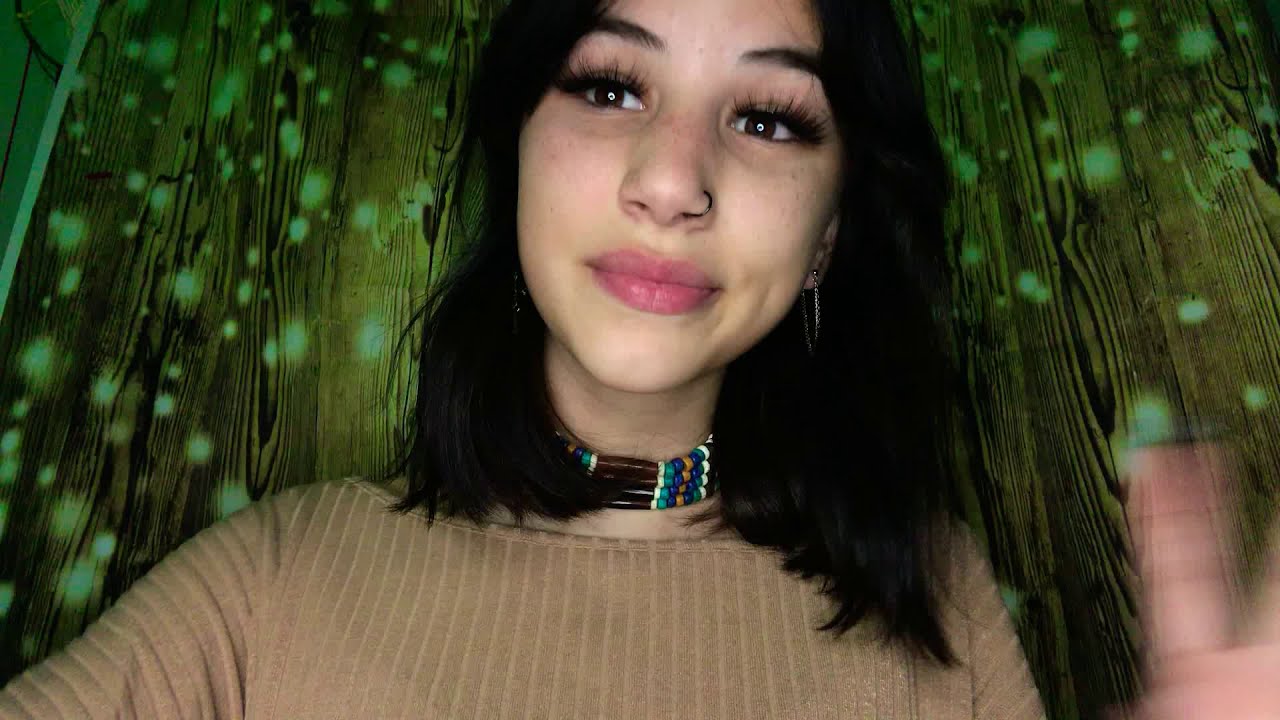 ASMR honeycomb eating!!