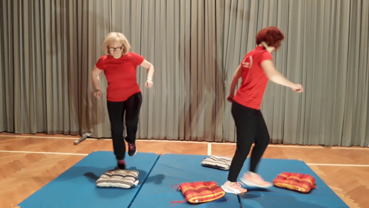 Kinderturnen Bianca & Martina Springmäuse  ELKI  - kleine Kissen