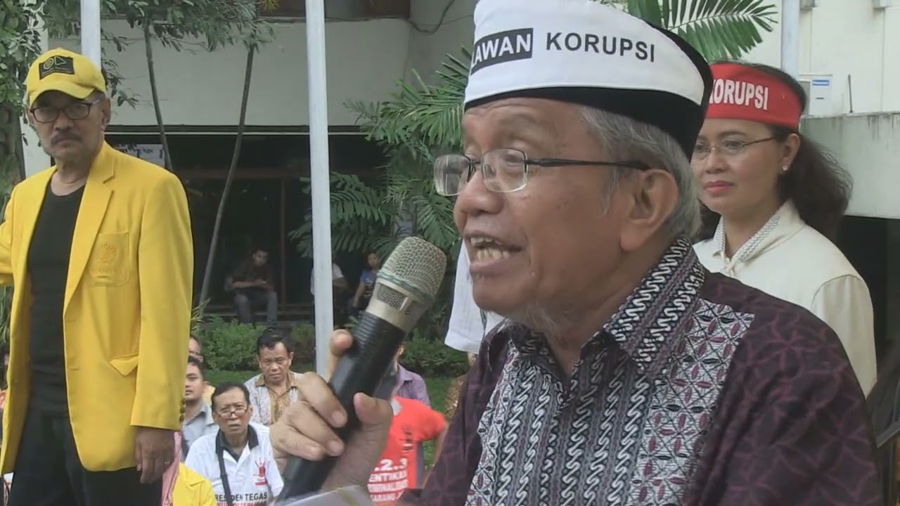 UIVIDEOPEDIA 047  Taufiq Ismail mengenang Ariif Rahman Hakim