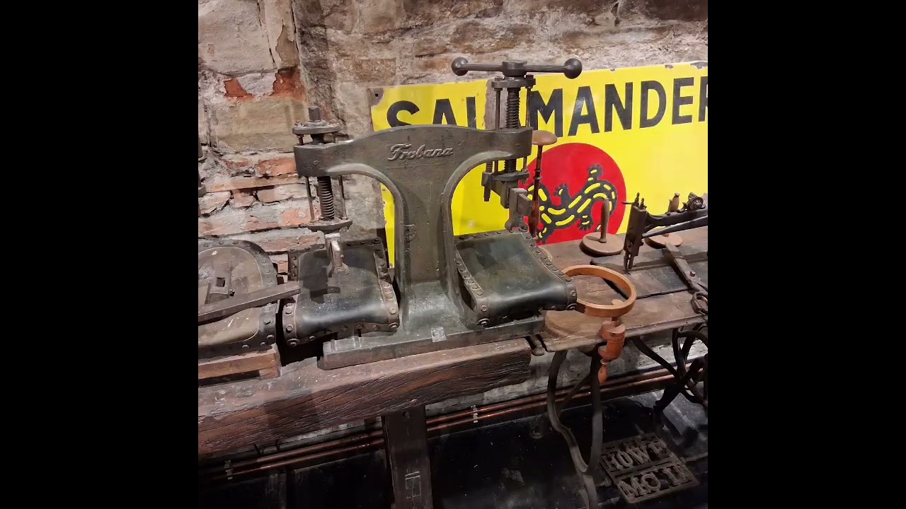 Obiecte vechi căutate de colectionari