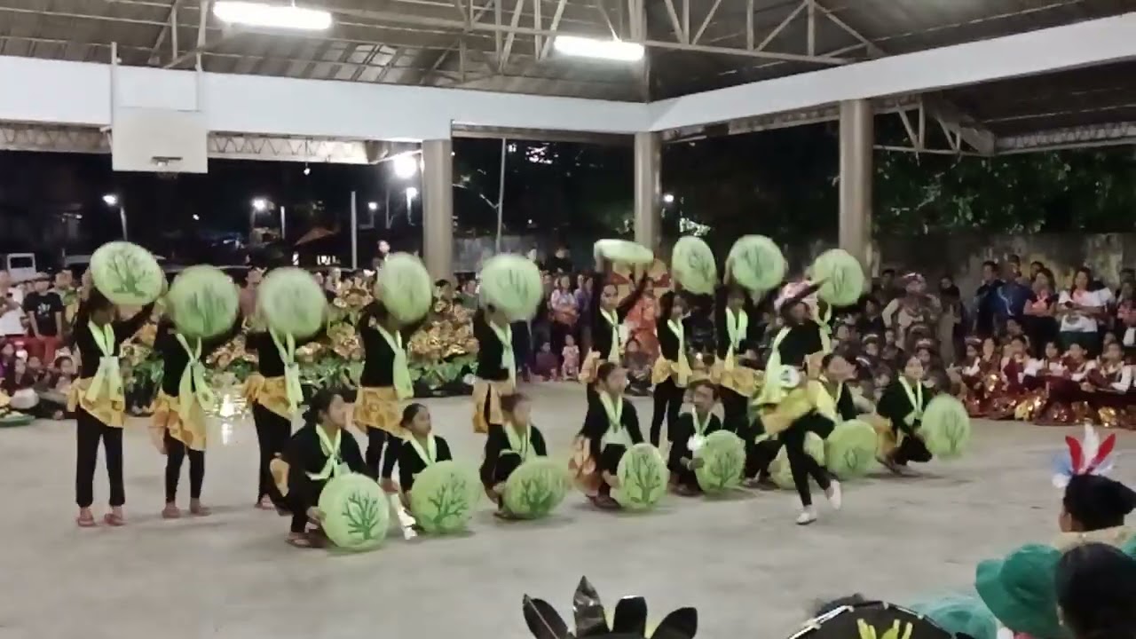Samboan Girls scouts in Camp Marina