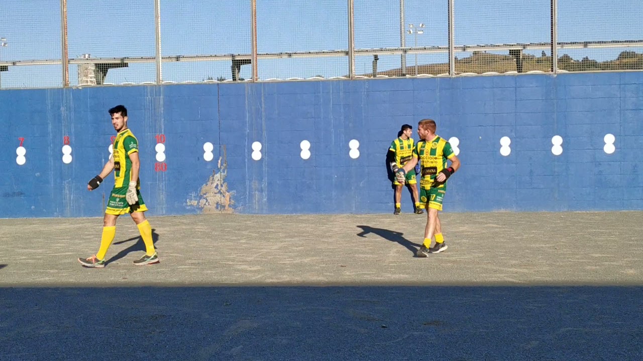 Clip finale Scudetto di Pallapugno (spareggio) Alba-Cortemilia, a Santo Stefano Belbo