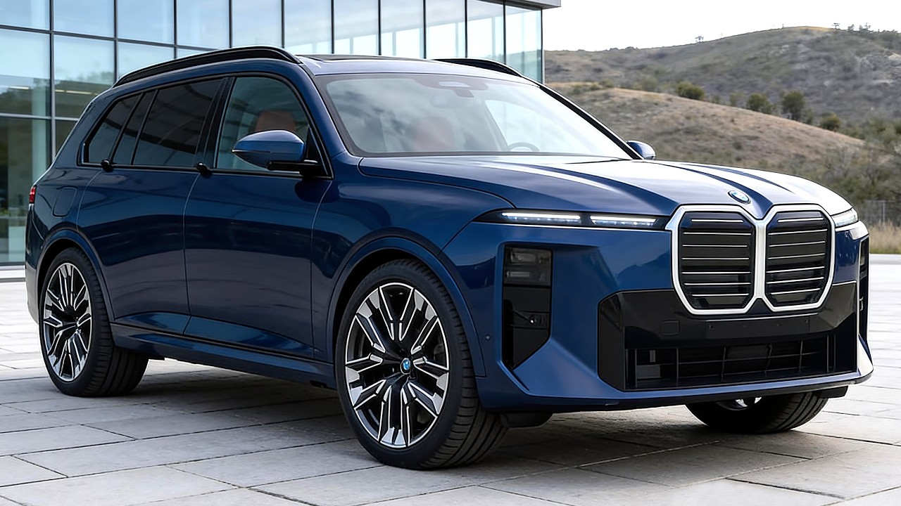 BMW X7 2027 года &ndash; футуристический дизайн, огромные экраны и гибридная силовая установка!