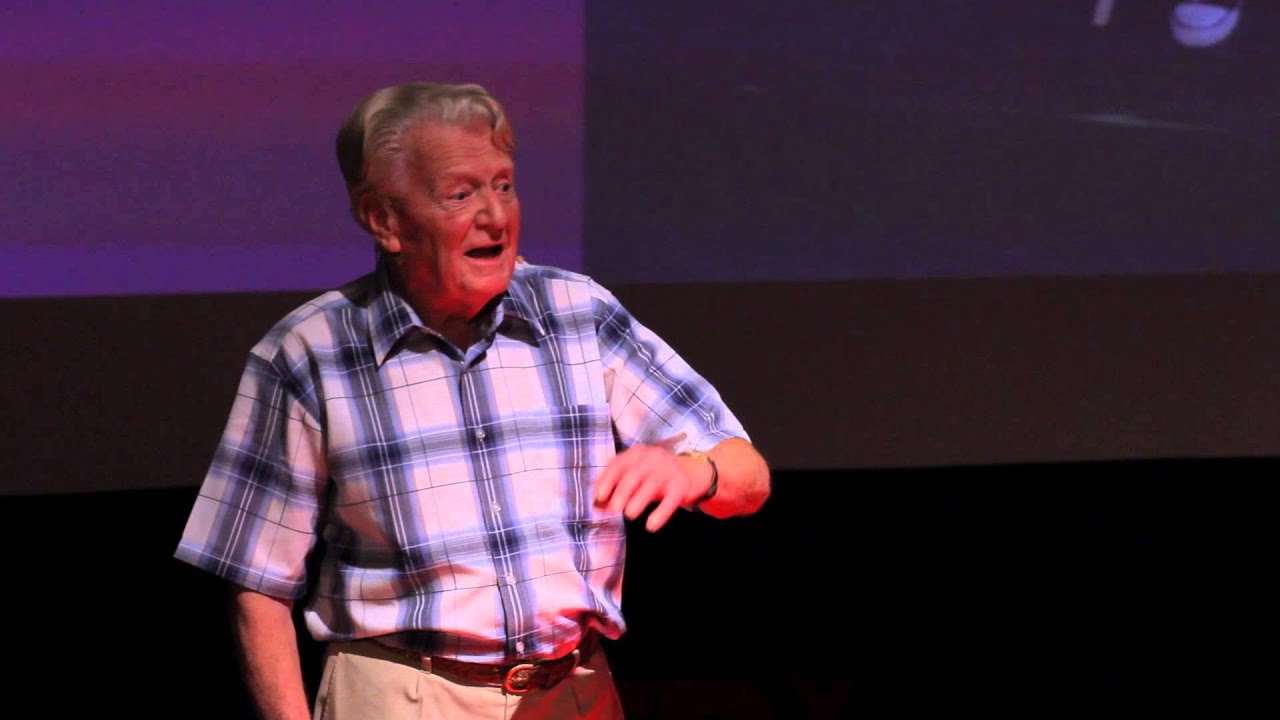 Neurózy, psychoterapie a životní spokojenost | Stanislav Kratochvíl | TEDxKroměříž
