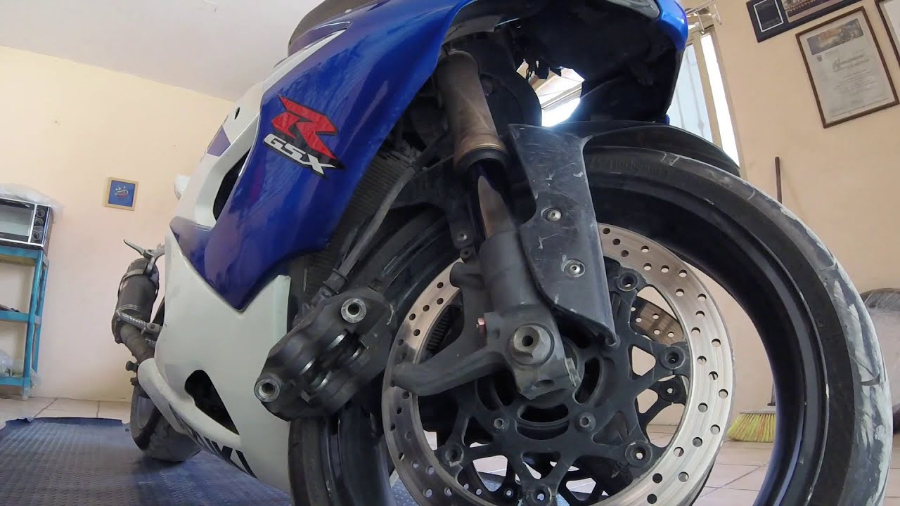 Suzuki GSXR1000 cambio balatas