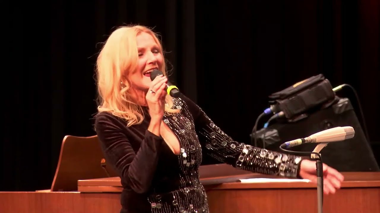 Fly me to the Moon - fwr Big Band feat. Gaby Goldberg - live - 8.1.22 - Mit Swing ins neue Jahr 2022