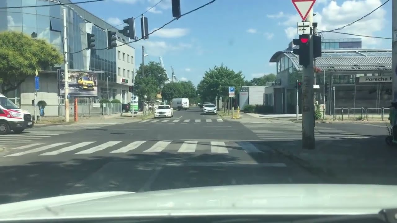 Driving in Budapest: Gentrified Hood - Angyalf&ouml;ld (midtown/central part)