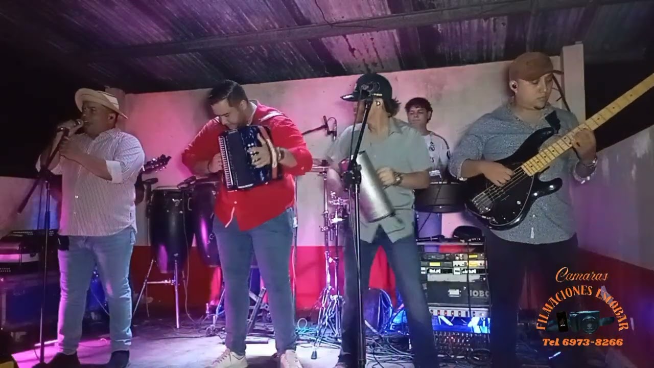Raúl Aparició tema: No quiero verte triste.  Tradicional fiesta de San Sebastián en llano grande.