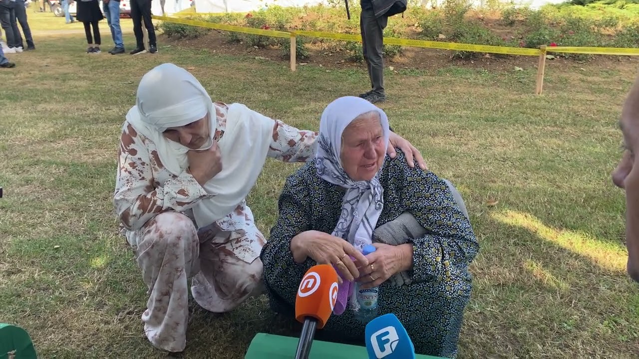 Potočari: Bolni jecaji nad tabutima najmilijih