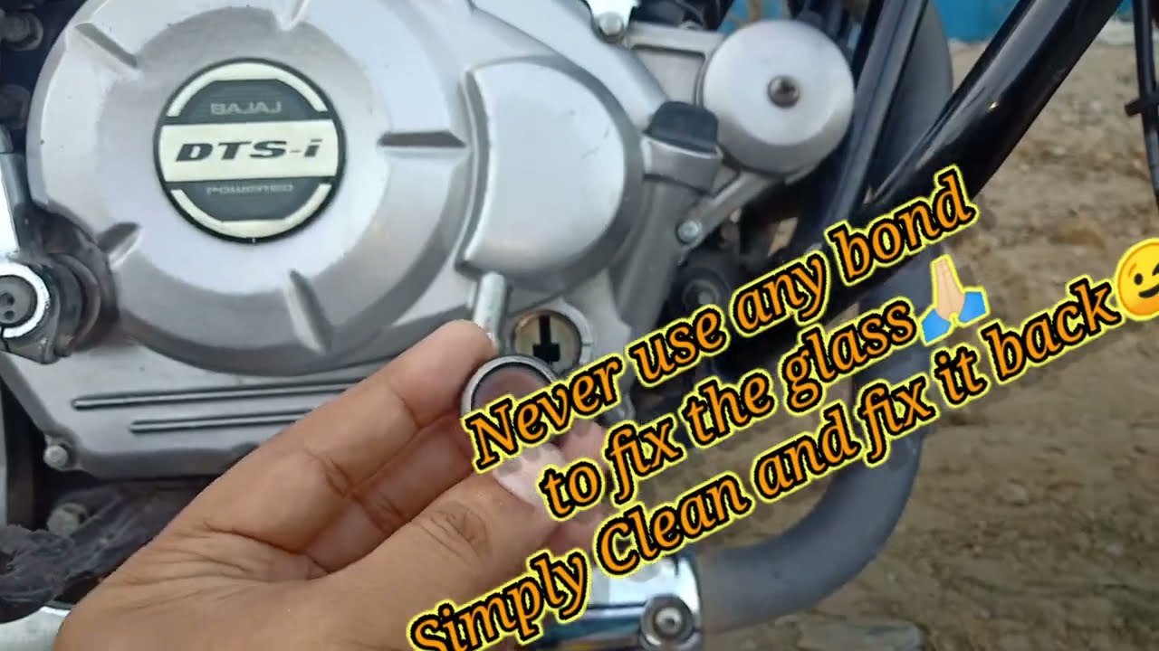 Bajaj Pulsar:How to Check Engine Oil Level:Glass Window Clean