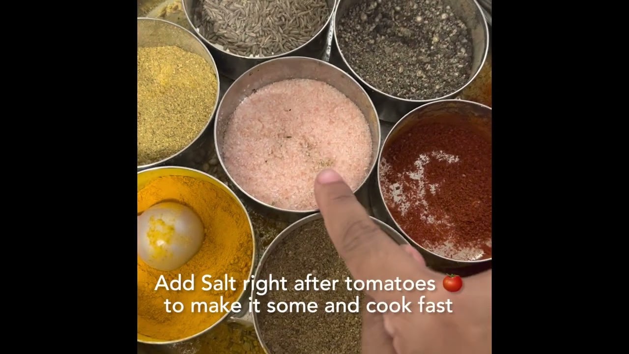 Chicken Keema Pav recipe, North Indian style