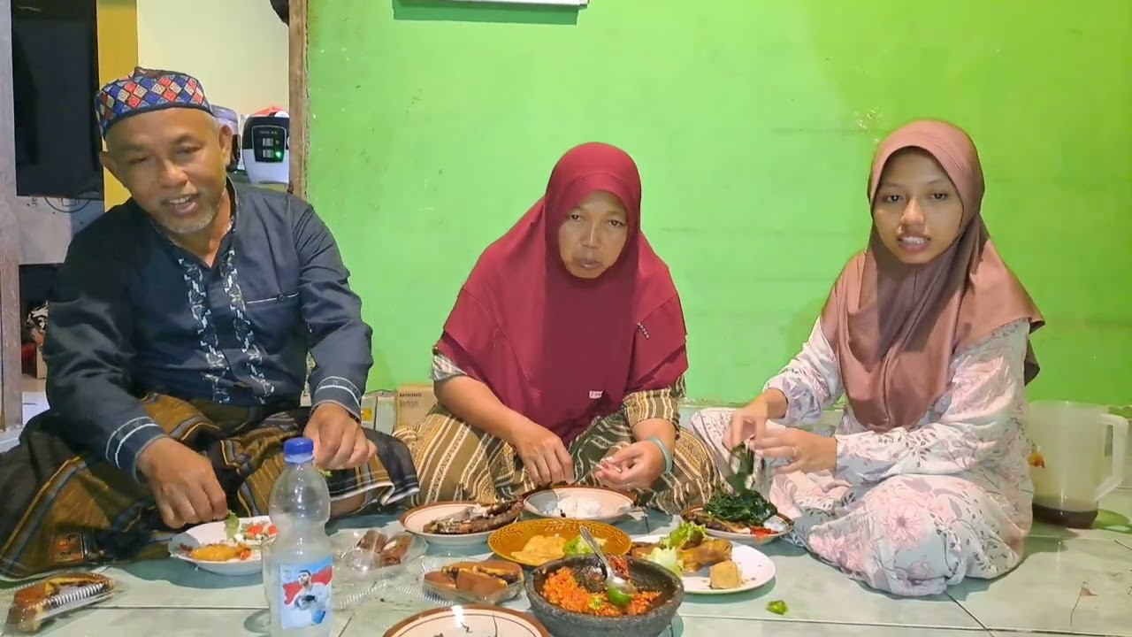Masak Dan Buka Puasa Bareng Ibuk Sama Bapak‼️