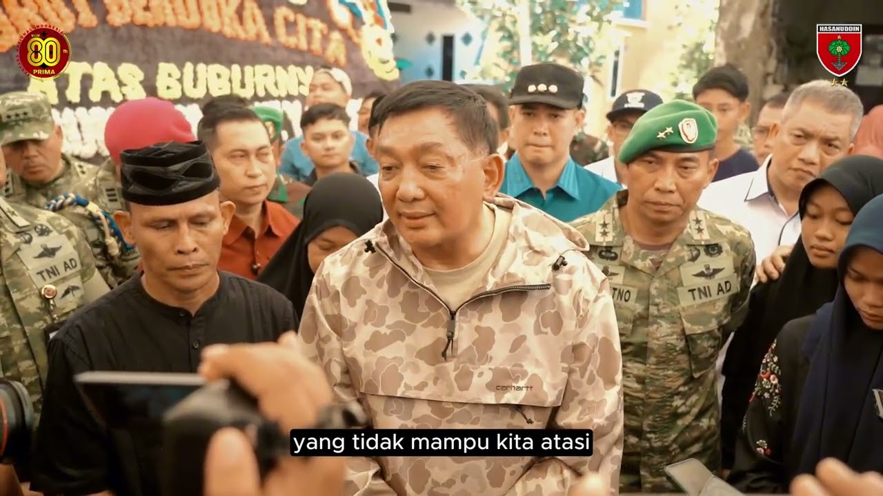 Bentuk Kepedulian Negara, Menhan RI bersama Pangdam XIV/Hsn Kunjungi Keluarga Lettu (Anumerta) Fauzi