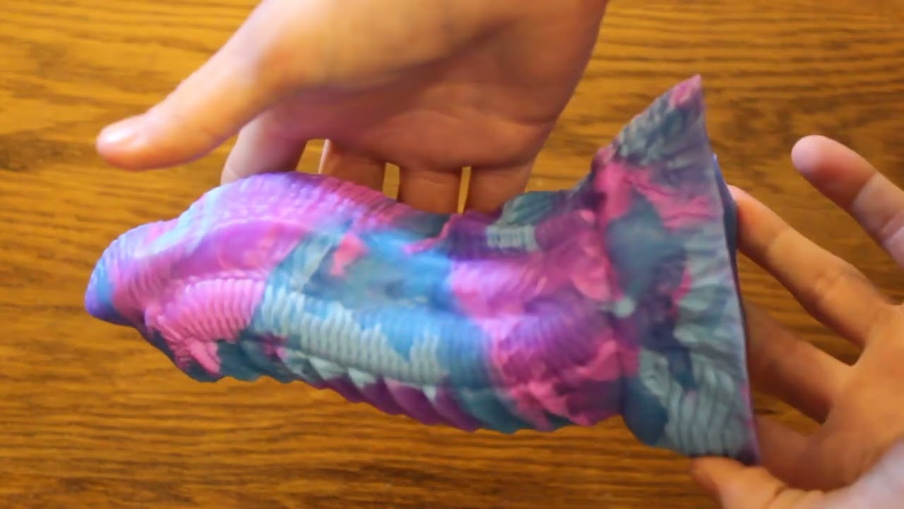 A first look at Abyss the Kaiju from Bad-Dragon.