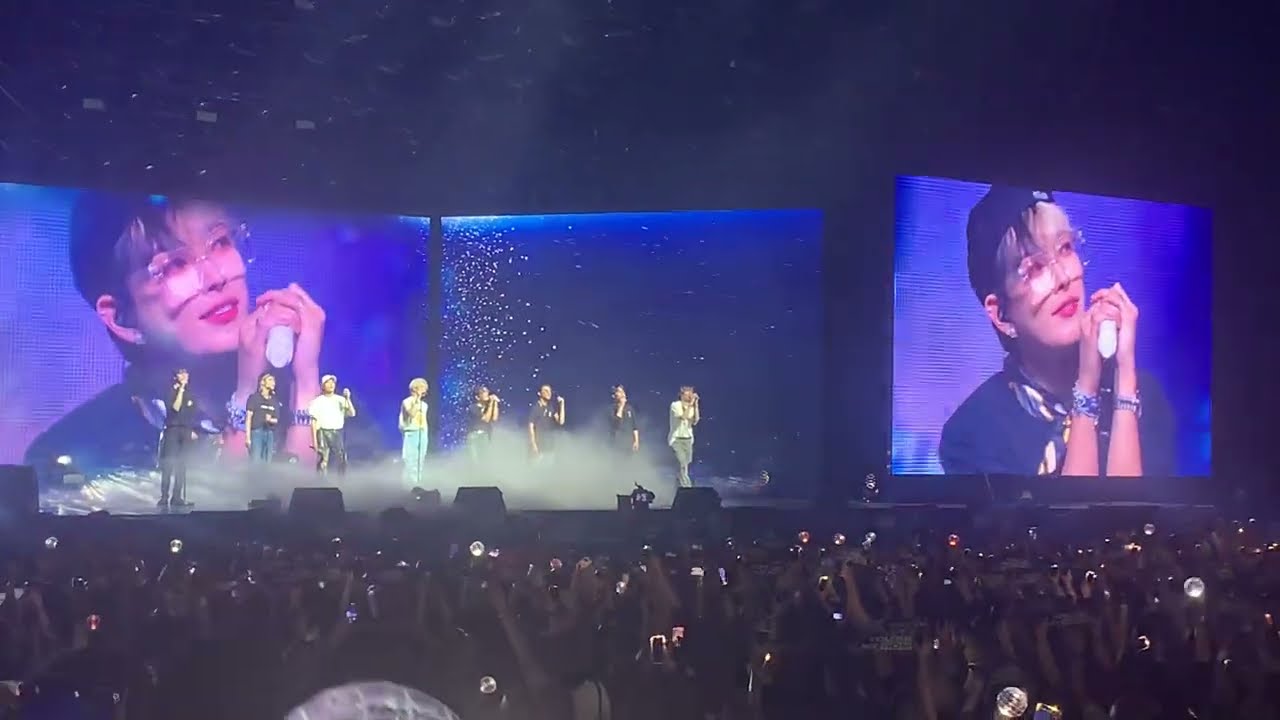 ATEEZ - STAR 1117 @ PARIS ACCORHOTELS ARENA 220504