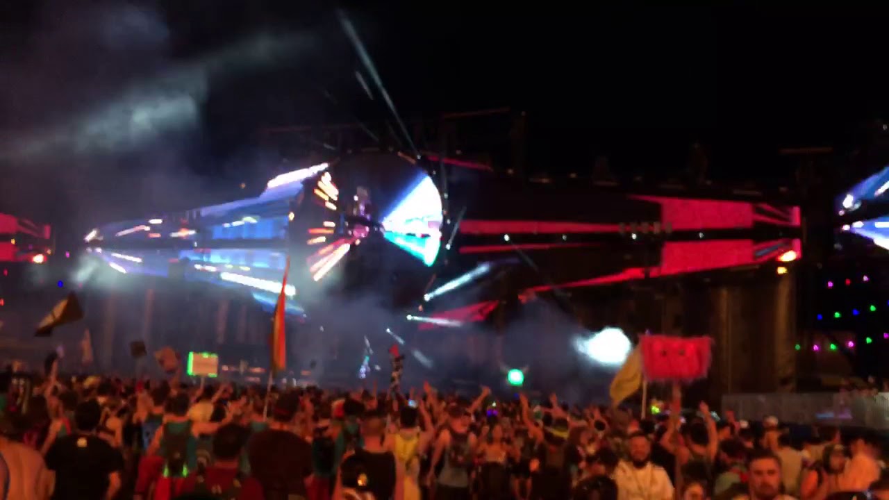 Just For A Moment (feat. Iselin) - Gryffin [EDC 2018]