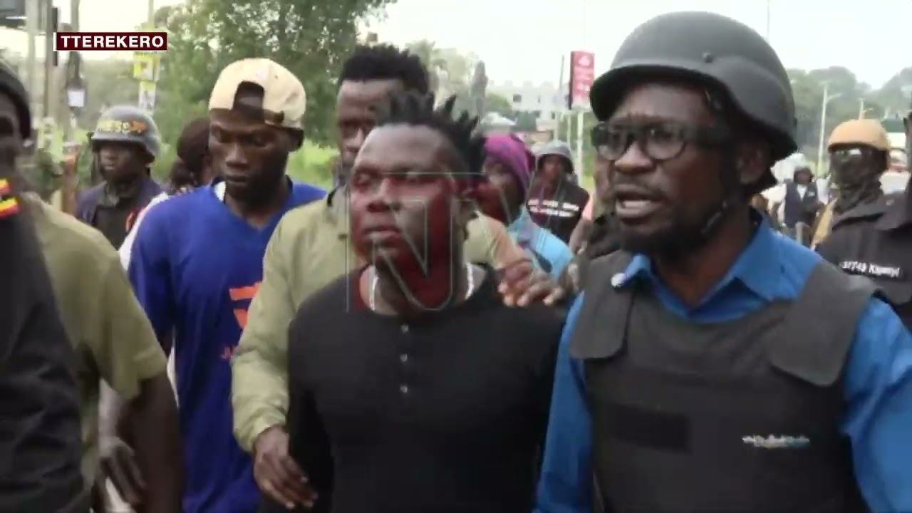 Abaakuuma ‘Bobi Wine’ mu kalulu bagobeddwa mu kitongole kya poliisi