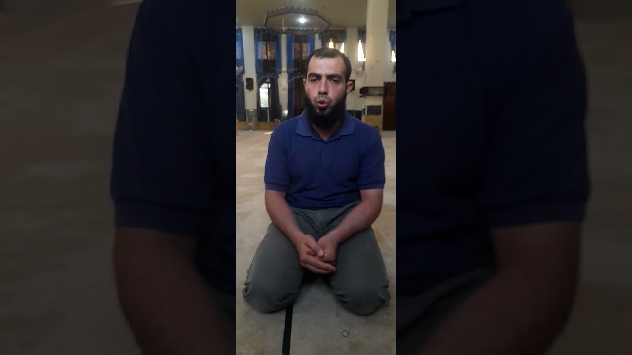 الطالب( إياد كسرواني ) يقرأ بالإجازة بقراءة الإمام عاصم براوييه شعبة وحفص  ..