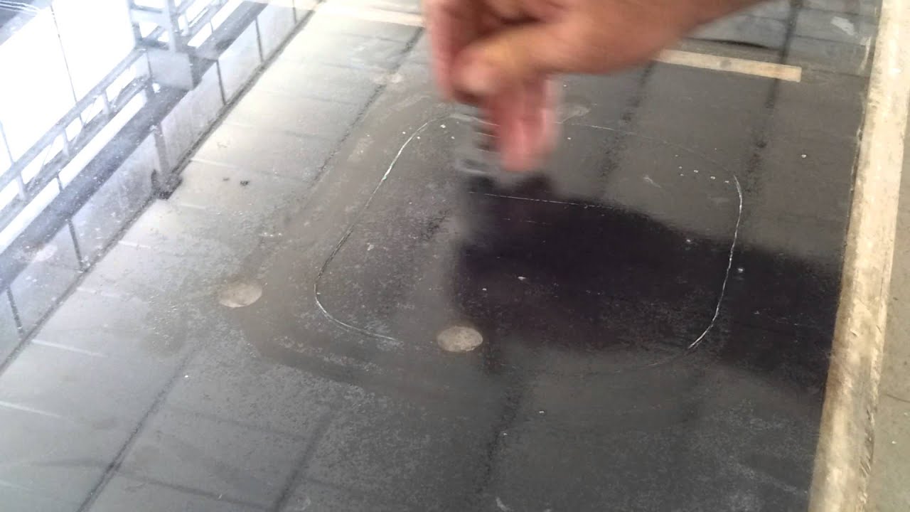 Foro su vetro