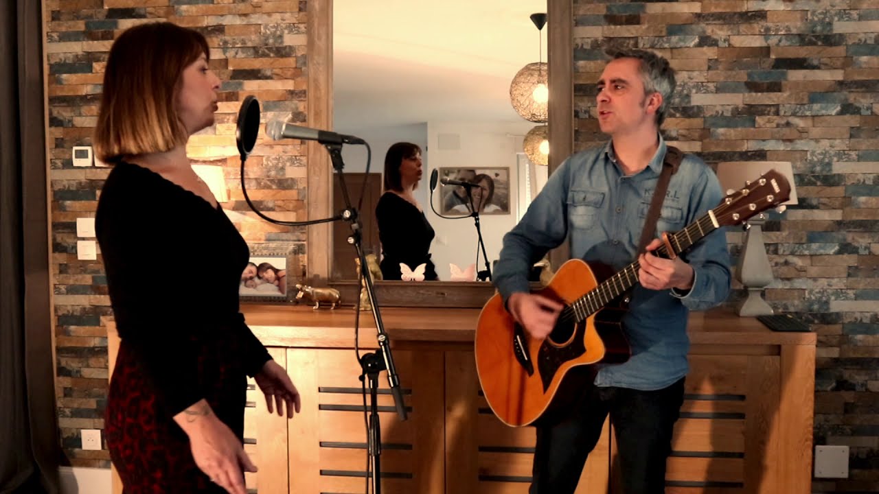 Nos Célébrations - Indochine - (Cover Melanie Laurent)
